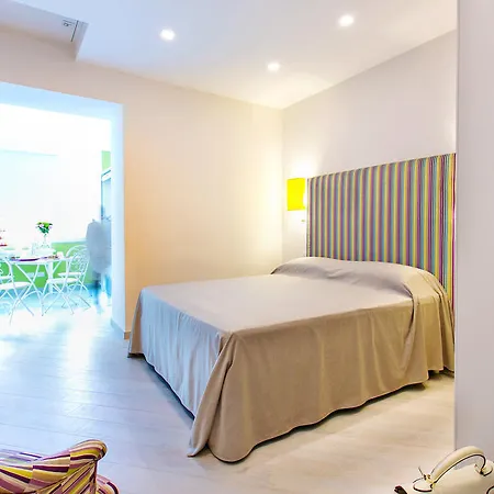 Bed & Breakfast Palazzo Scaramellino 3*