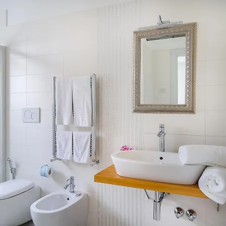 Palazzo Scaramellino Bed & Breakfast