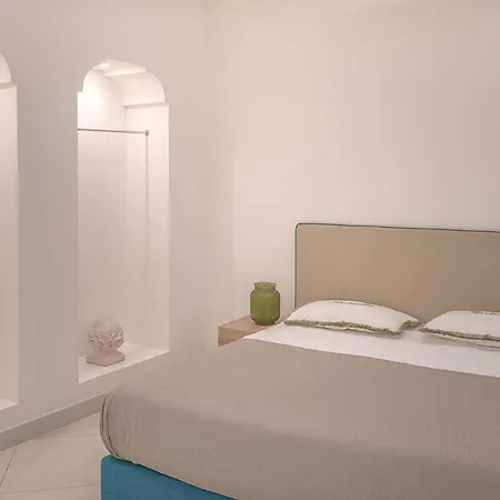 Bed & Breakfast Palazzo Scaramellino 3*